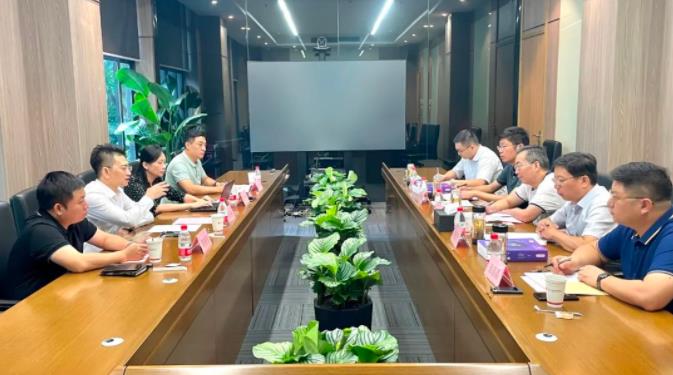 扬州市政府、扬州市人社局领导一行到广州人才集团测评中心调研交流